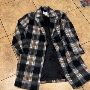 Women’s plaid coat